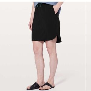 LULU lemon black skirt